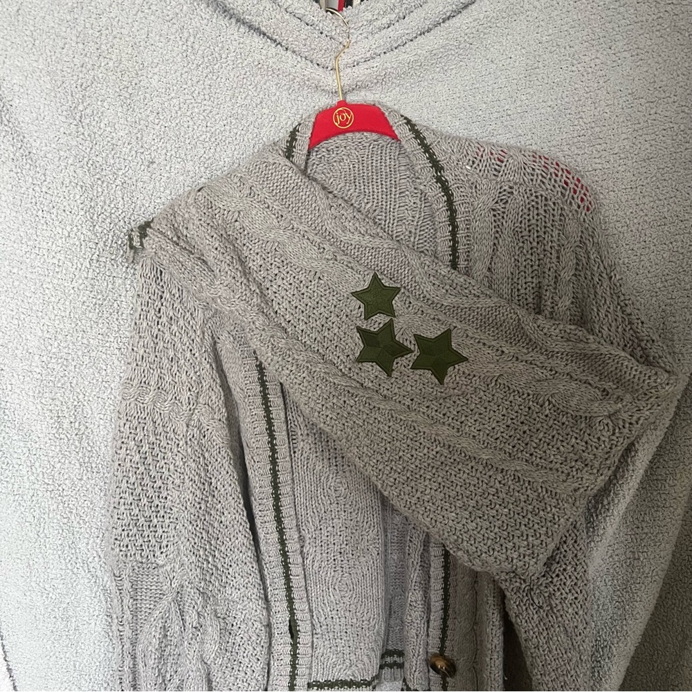 Light Gray Knit Hooded Cardigan with Green Stars-Taylor Swift Sweater/Cardigan